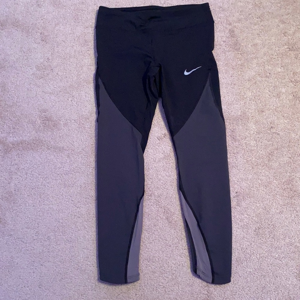 Nike Leggings- quarter length and dry fit